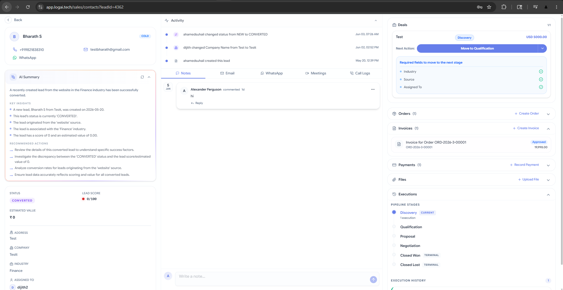 LogAI record showing orders, invoices and payments tied to a customer alongside catalog stock